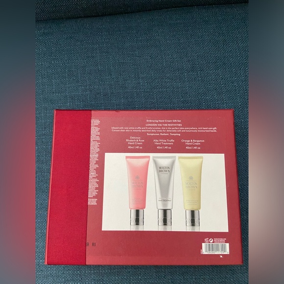 New In Box Molton Brown London Gift Set 2 Hand Creams & 1 Hand Treatment 40ml - Picture 4 of 5